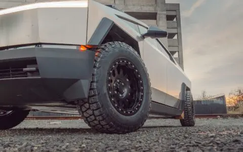 Tesla Cybertruck UP 03 Beadlock Wheels in Satin Black Image 3
