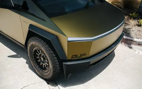 Matte Gold Eclipse Tesla Cyberbeast - UP-03 Beadlock Forged Wheels In Satin Black