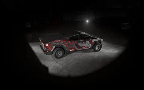 Custom Cyber Camo Cyberbeast on UP-03 Forged Beadlock Wheels in Satin Titanium
