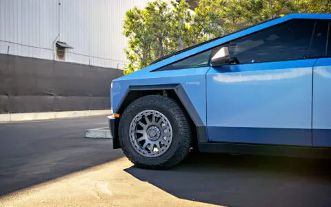 Gloss Dusk Sky Blue Tesla Cybertruck - UP-03 Forged Beadlock Wheels in Satin Titanium