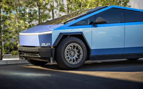 Gloss Dusk Sky Blue Tesla Cybertruck - UP-03 Forged Beadlock Wheels in Satin Titanium