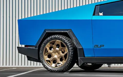 DennisCW's Gloss Metallic Blue Tesla Wrapped Cybertruck on 24 inch CYBRHEX Forged Wheels in Satin Bronze
