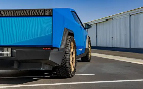 DennisCW's Gloss Metallic Blue Tesla Wrapped Cybertruck on 24 inch CYBRHEX Forged Wheels in Satin Bronze