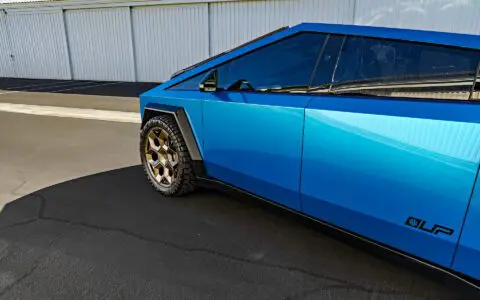 DennisCW's Gloss Metallic Blue Tesla Wrapped Cybertruck on 24 inch CYBRHEX Forged Wheels in Satin Bronze