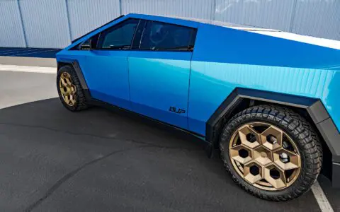 DennisCW's Gloss Metallic Blue Tesla Wrapped Cybertruck on 24 inch CYBRHEX Forged Wheels in Satin Bronze