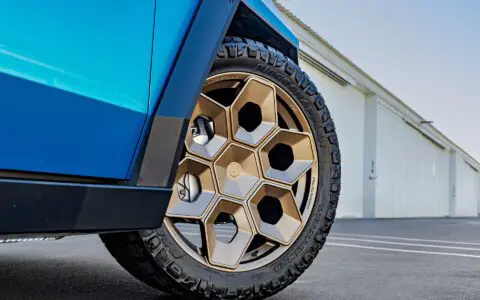 DennisCW's Gloss Metallic Blue Tesla Wrapped Cybertruck on 24 inch CYBRHEX Forged Wheels in Satin Bronze