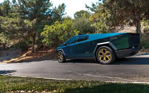 DennisCW's Aqua Blue PPF Cybertruck on UP Forged CYBRSPOKE in Satin Bronze