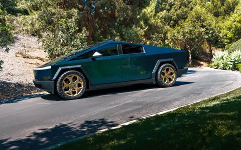 DennisCW's Aqua Blue PPF Cybertruck on UP Forged CYBRSPOKE in Satin Bronze