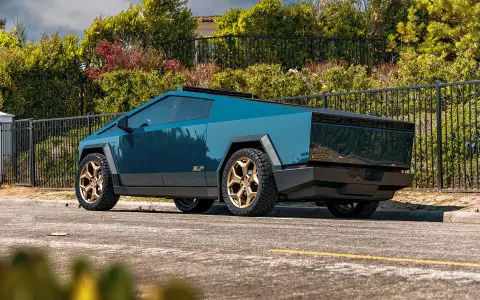 DennisCW's Aqua Blue PPF Cybertruck on UP Forged CYBRSPOKE in Satin Bronze