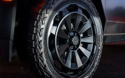 Tesla Cybertrucks with 24-Inch UP Forged CYBRNOVA Wheels