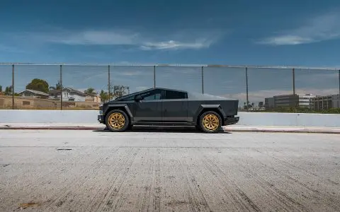 Magnesium Grey Color PPF Tesla Cybertruck with 24-Inch UP Forged CYBRNOVA in Satin Bronze
