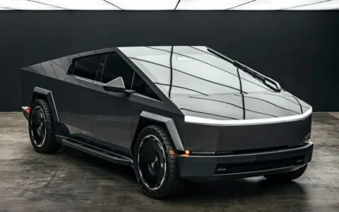 UP Forged CYBRDISC: The VIP Wheel That Finally Gives the Tesla Cybertruck a Luxury Face 10 Tesla Cybertruck 24-Inch CYBRDISC Wheel and Tire Package Photo 2