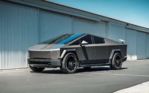 UP Forged CYBRDISC: The VIP Wheel That Finally Gives the Tesla Cybertruck a Luxury Face 13 Tesla Cybertruck UP Forged CYBRDISC 24-Inch Wheels Unplugged Performance 4