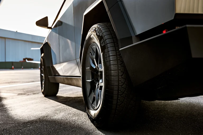 Tesla-OEM-Cybertruck-UP-Forged-UP-RW-Cyber-Wheels-Unplugged-Performance-1920px-6