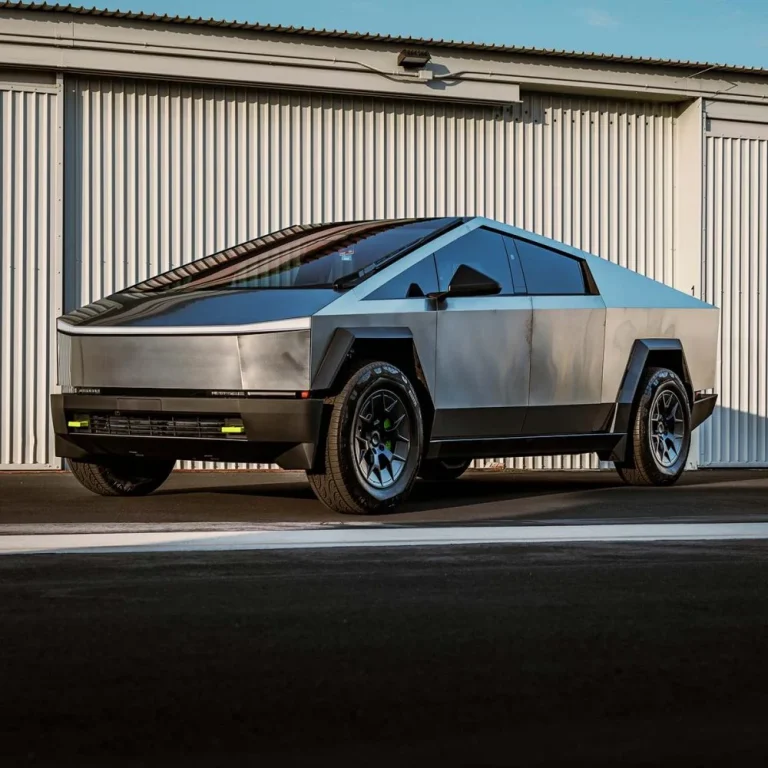 Tesla-OEM-Cybertruck-UP-Forged-UP-RW-Cyber-Wheels-Unplugged-Performance-3840px-4-1000x1000